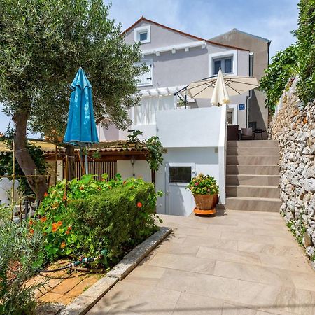 Apartments Valeria, Mali Losinj Exterior photo
