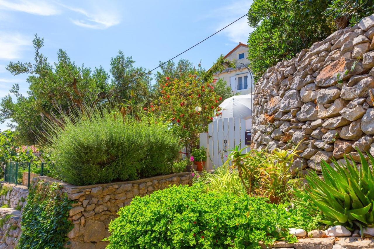 Apartments Valeria, Mali Losinj Exterior photo