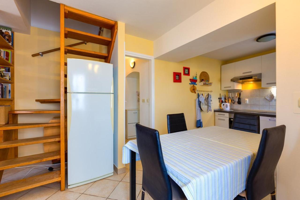 Apartments Valeria, Mali Losinj Exterior photo