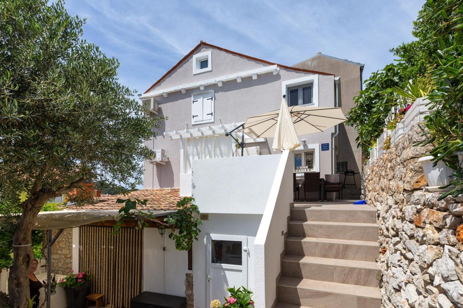 Apartments Valeria, Mali Losinj Exterior photo