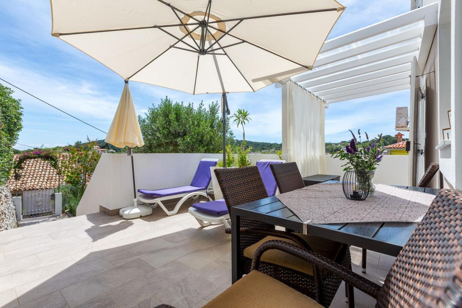 Apartments Valeria, Mali Losinj Exterior photo
